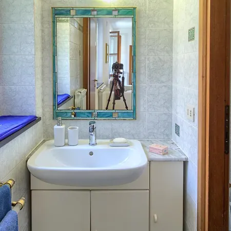 Alice House Apartment *